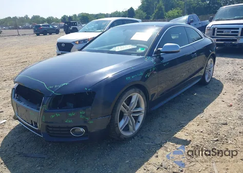 2010 Audi S5 4.2 Premium Plus z USA, uszkodzony, nr VIN WAUVVAFR2AA044190